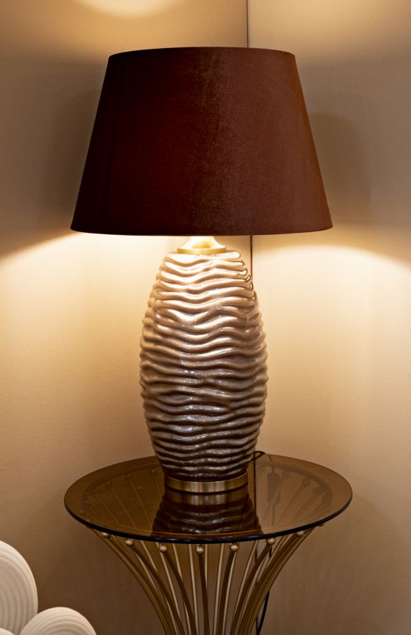 Glam bordlampe i guldfarve, glas, metal og stof – 45x5x79 cm