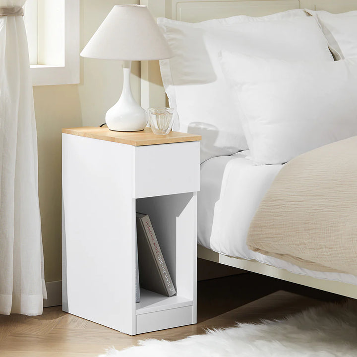 Minimalistisk sidebord i skandi-stil, L20xB40xH60 cm, hvid