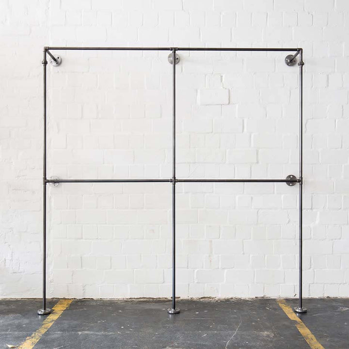 Åben garderobe, TO X TO, B200xH200xD28cm, fås i sort og sølvfarve