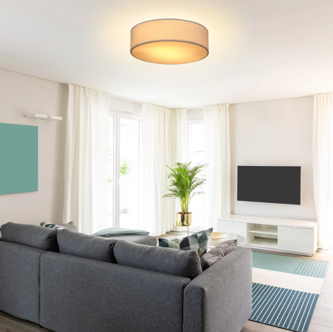 Loftlamper i guld, sort og hvid: Hvilken stil passer til dit hjem?