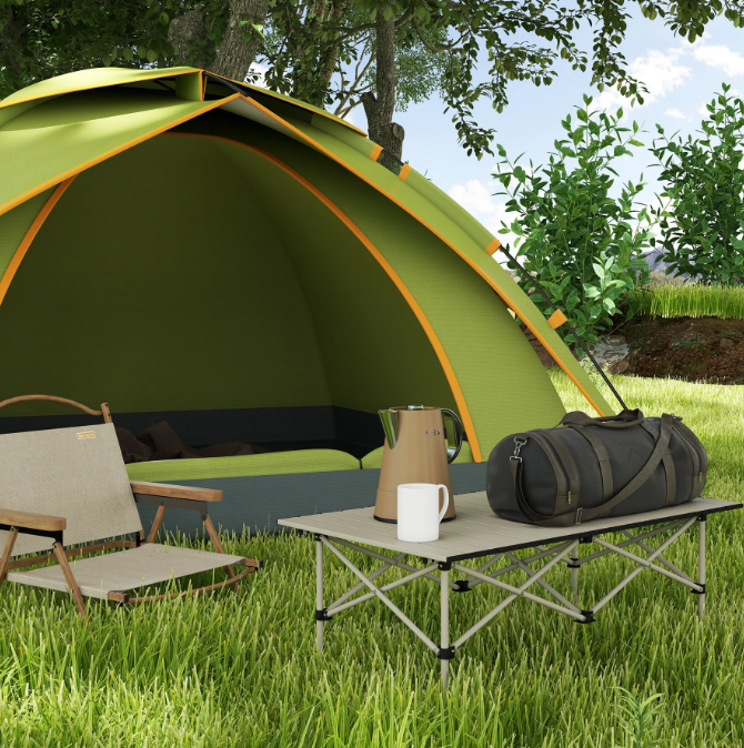 Hvornår skal du vælge glas, rattan eller aluminium til dit havebord?