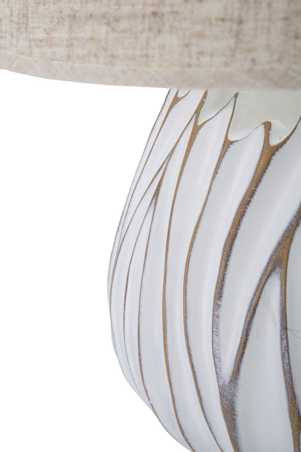 Boho chic bordlampe i hvid, polyresin, metal og stof – 35x48 cm