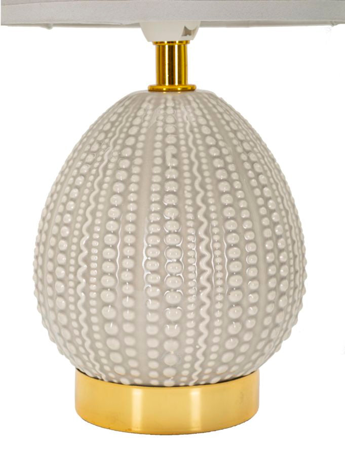 Bordlampe i keramik, jern og stof – 15x30x5 cm