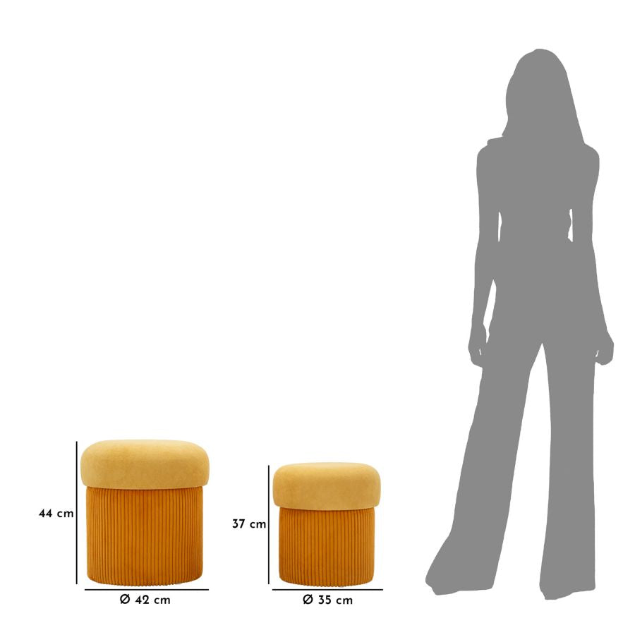 Taburetter i orange, mdf og polyester – 42x44 og 35x37 cm