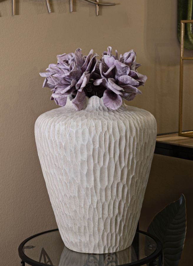 Vase i cremehvid