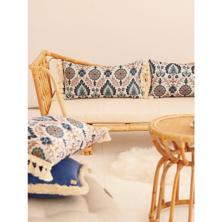 "Blue Iris in Istanbul" bolster med frynser