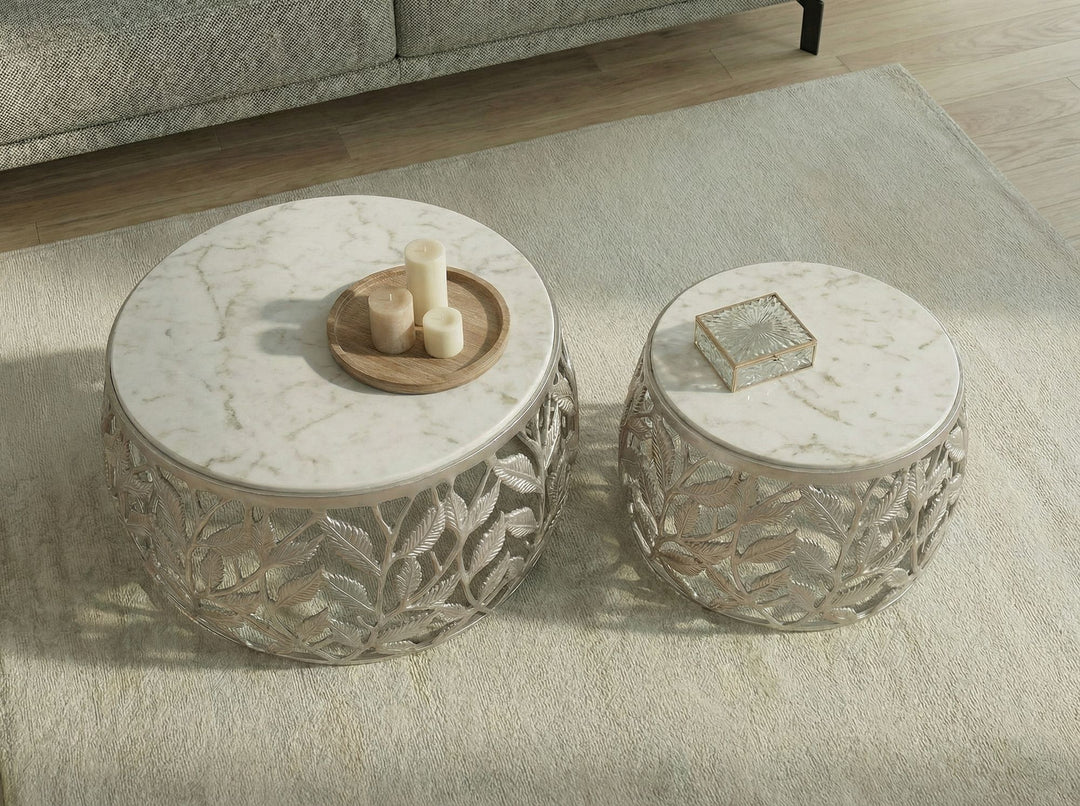 Sofabordssæt 2 stk. i Sølv Aluminium med Hvid Marmorbordplade – Runde Designborde