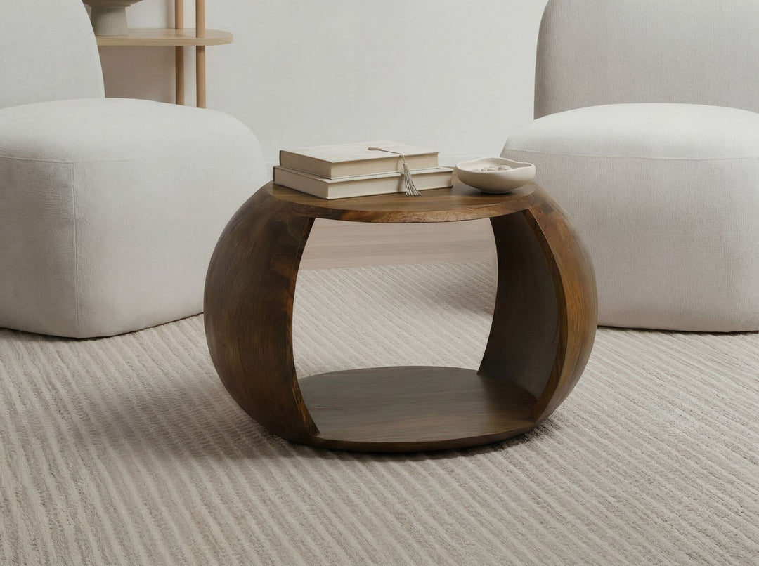 Rundt Sofabord 60 cm i Massivt Mangotræ – Håndlavet Designbord med Hylde