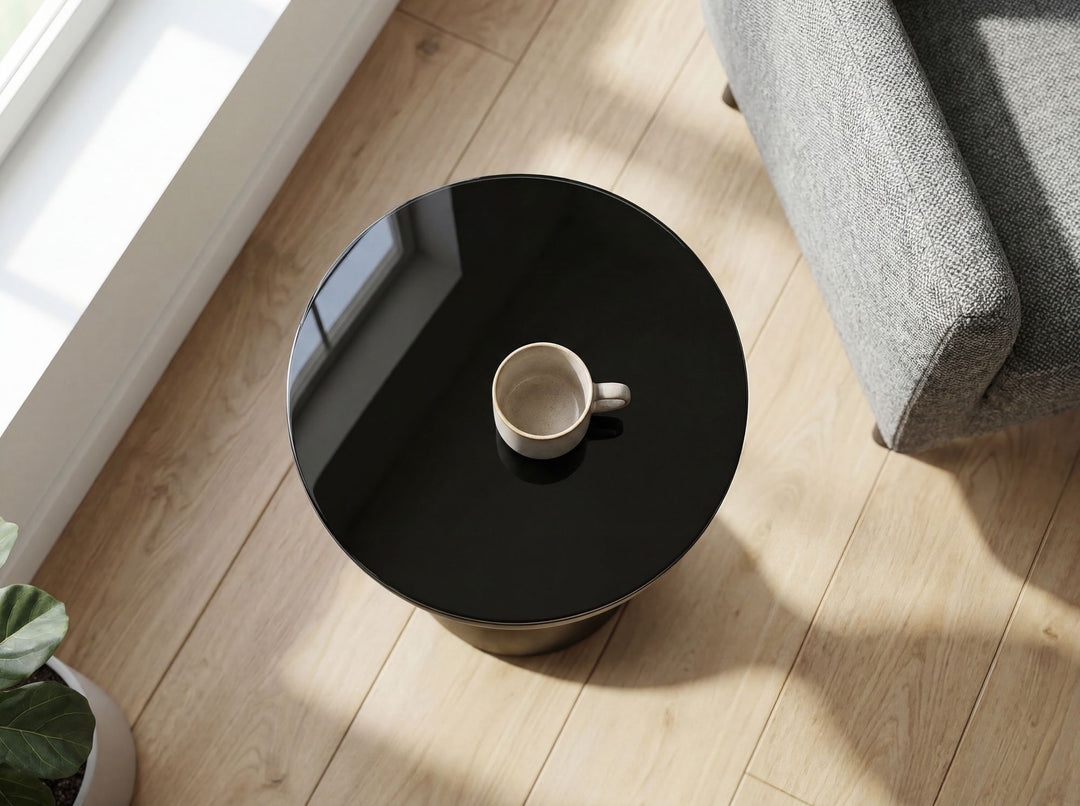 Rundt Sidebord 23 cm i Sort Metal med Glasplade – Moderne Designbord