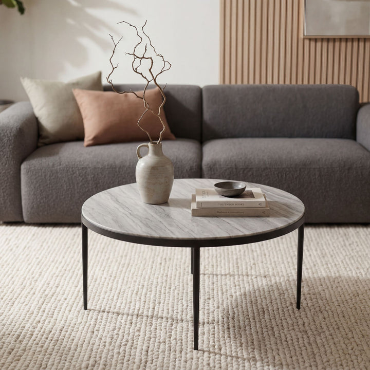 Rundt Sofabord 70 cm i Metal med Hvid Toronto Marmorbordplade – Elegant Designbord