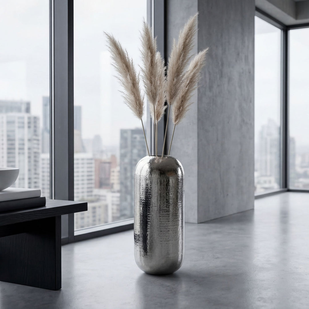 XXL Gulvvase 75 cm i Sølv Aluminium – Stor Rund Metalvase til Boligindretning