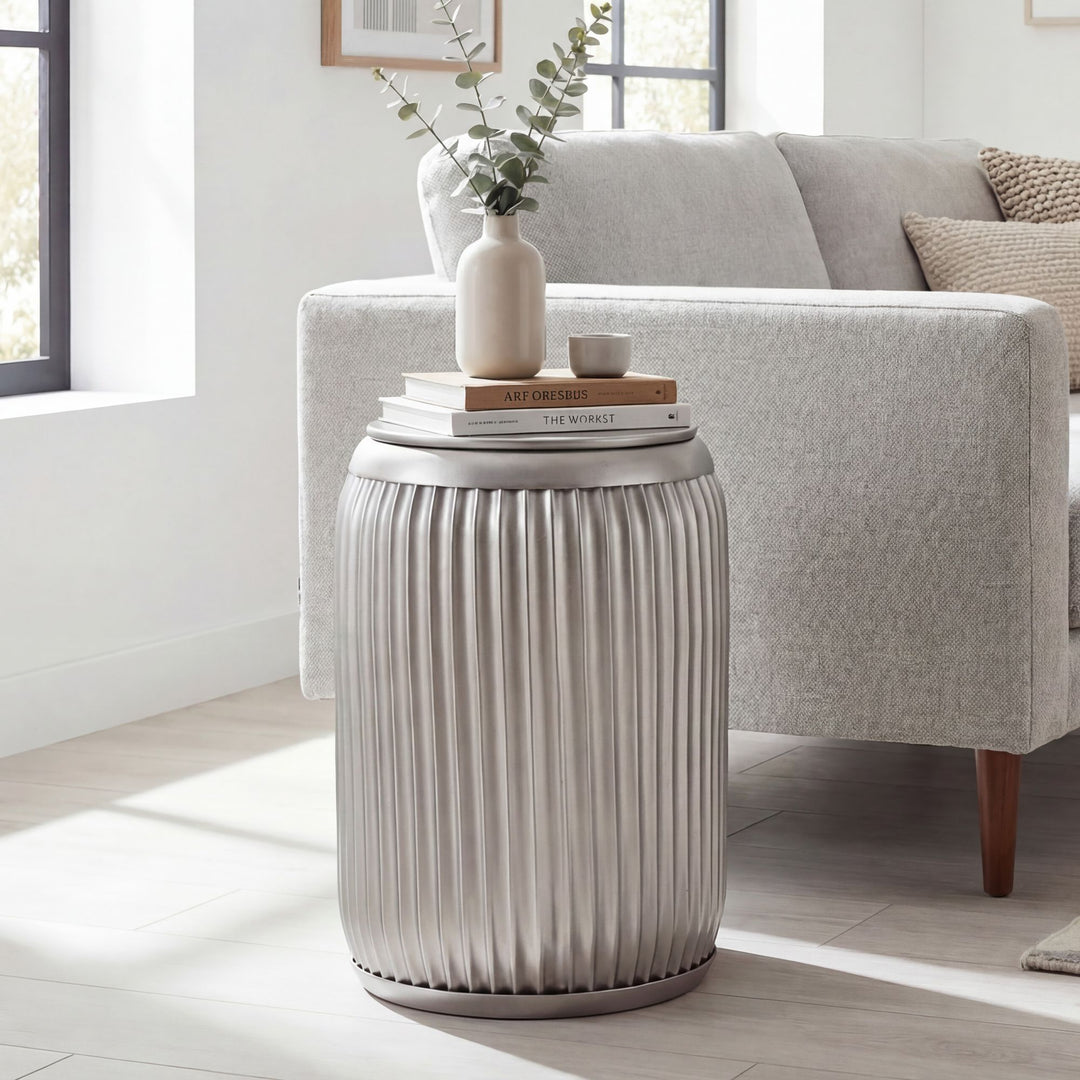 Rundt Sidebord 35 cm i Sølv Metal med Aftagelig Bordplade – Designbord med Opbevaring