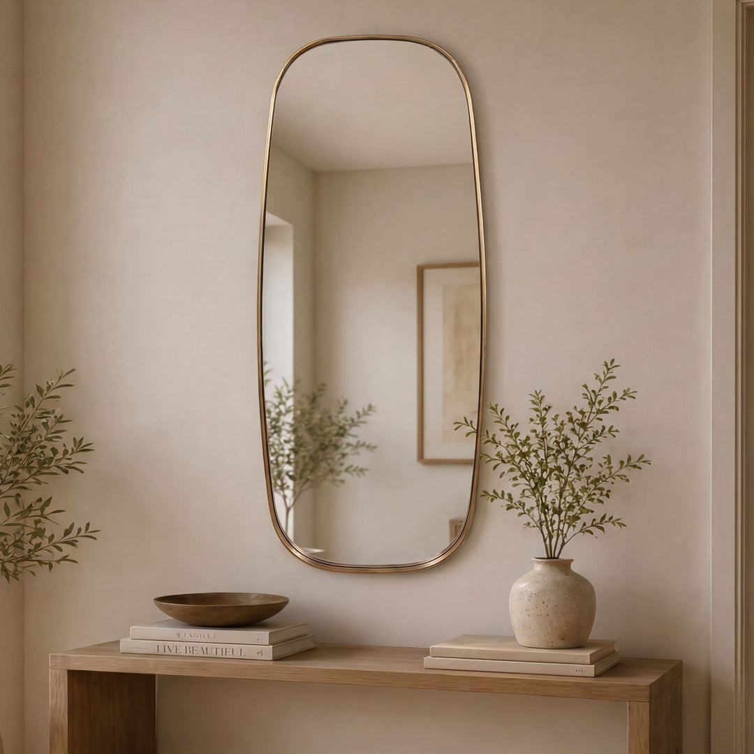 Oval Vægspejl 122x46 cm i Guld – Stort Designspejl med Metalramme