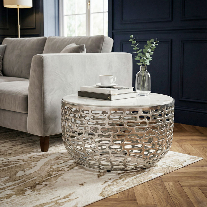 Designer metal sofabord sølvfarvet med hvid marmor, bordplade 60 cm rund, håndlavet