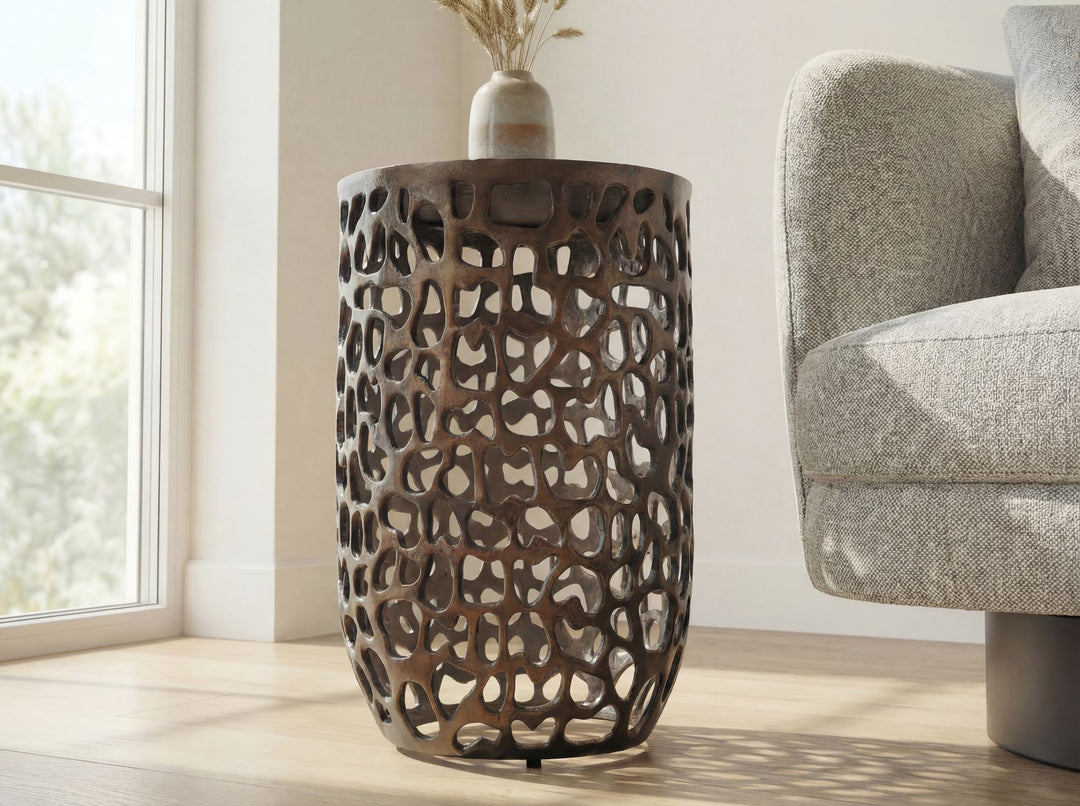 Rundt Sidebord 30 cm i Sort Aluminium med Glasplade – Moderne Designbord