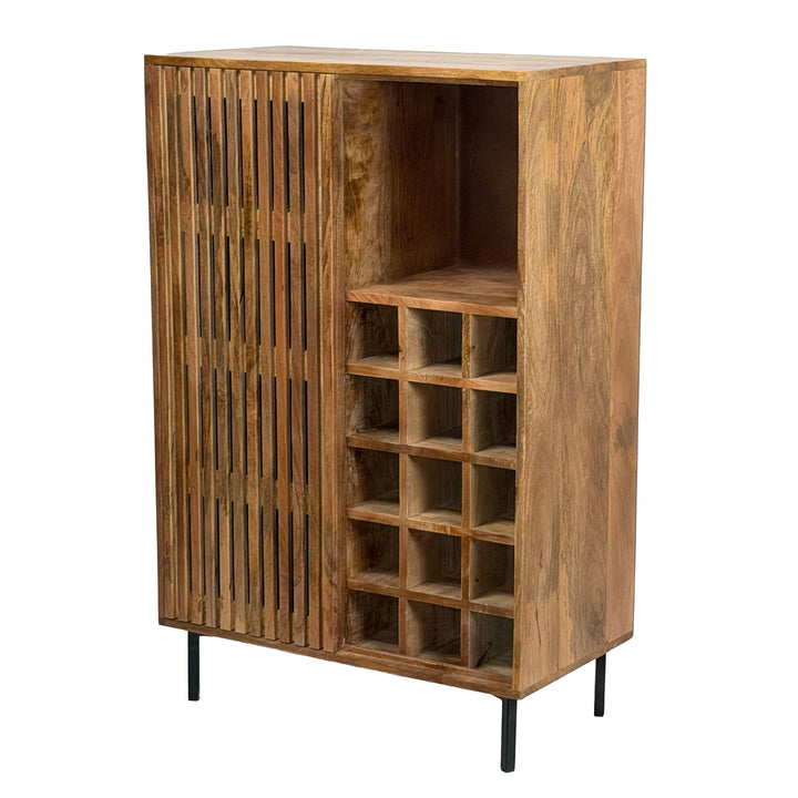 Smuk skænk med vinreol, massivt træ, 80x123cm, skydedør i gitterdesign, håndlavet