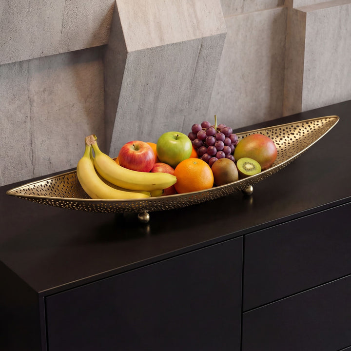Frugtskål i guldfarvet metal 60 cm – oval, aflang borddekoration – moderne frugtskål med fødder – elegant dekorationsskål – håndlavet frugtkurv
