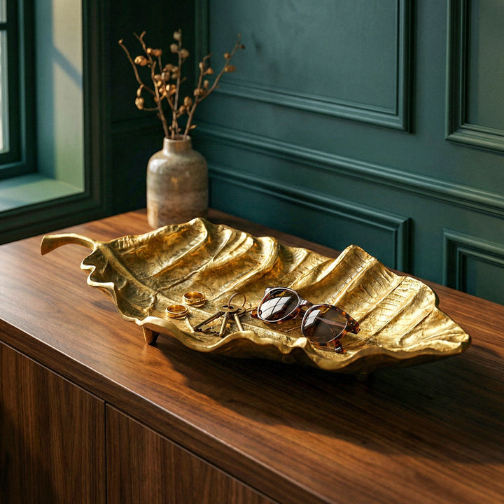 Dekorationsskål i aluminium - Bladdesign - 67 cm - Guld - Håndlavet