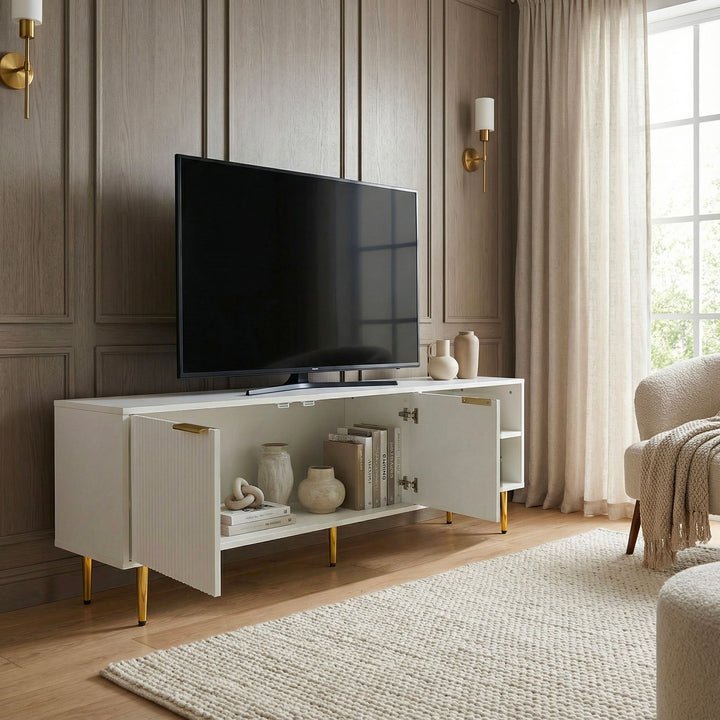 Lavt TV-møbel hvidt 150 cm - TV-møbel med lamelfront - TV-kommode med 2 låger og åbne rum