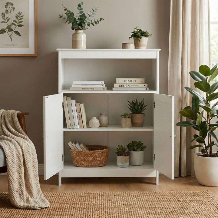 Stående skab hvidt 80cm - Opbevaringsskab med 2 låger i rattandesign og hylde  - Kommode med skuffer, wienerflet-sideskab