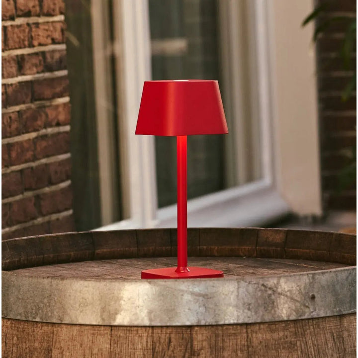 Ava Berry Red genopladelig bordlampe