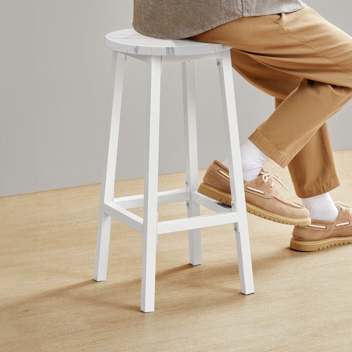 Barstol / høj skammel – marmorlook / hvide ben | moderne loftstil