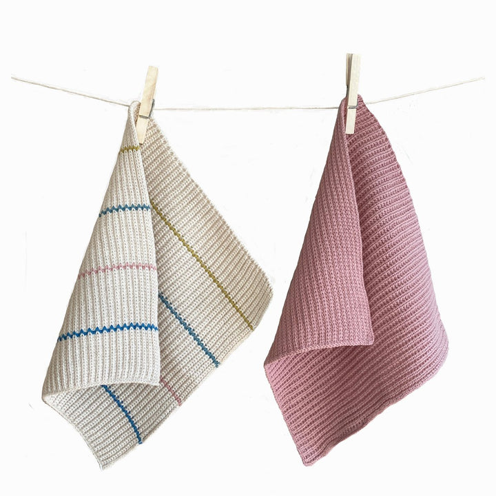Molly strikket karklud, pink + stribe