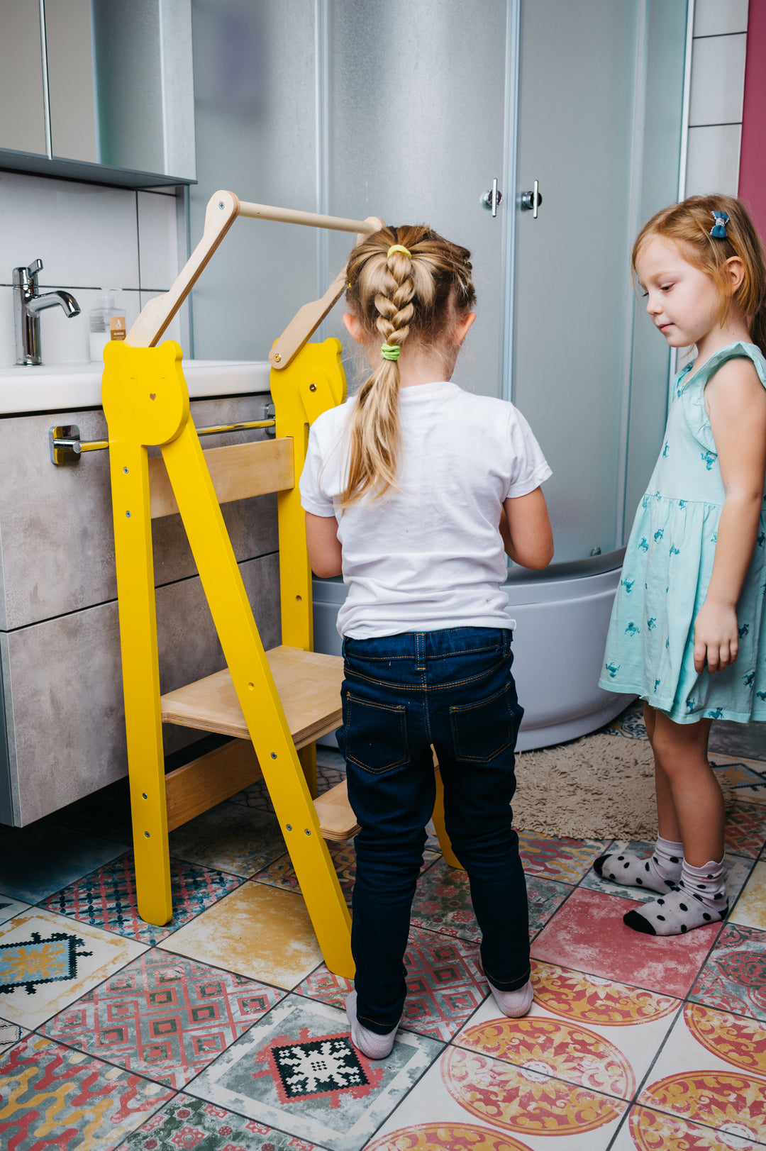 Trin-skammel til barn, gul