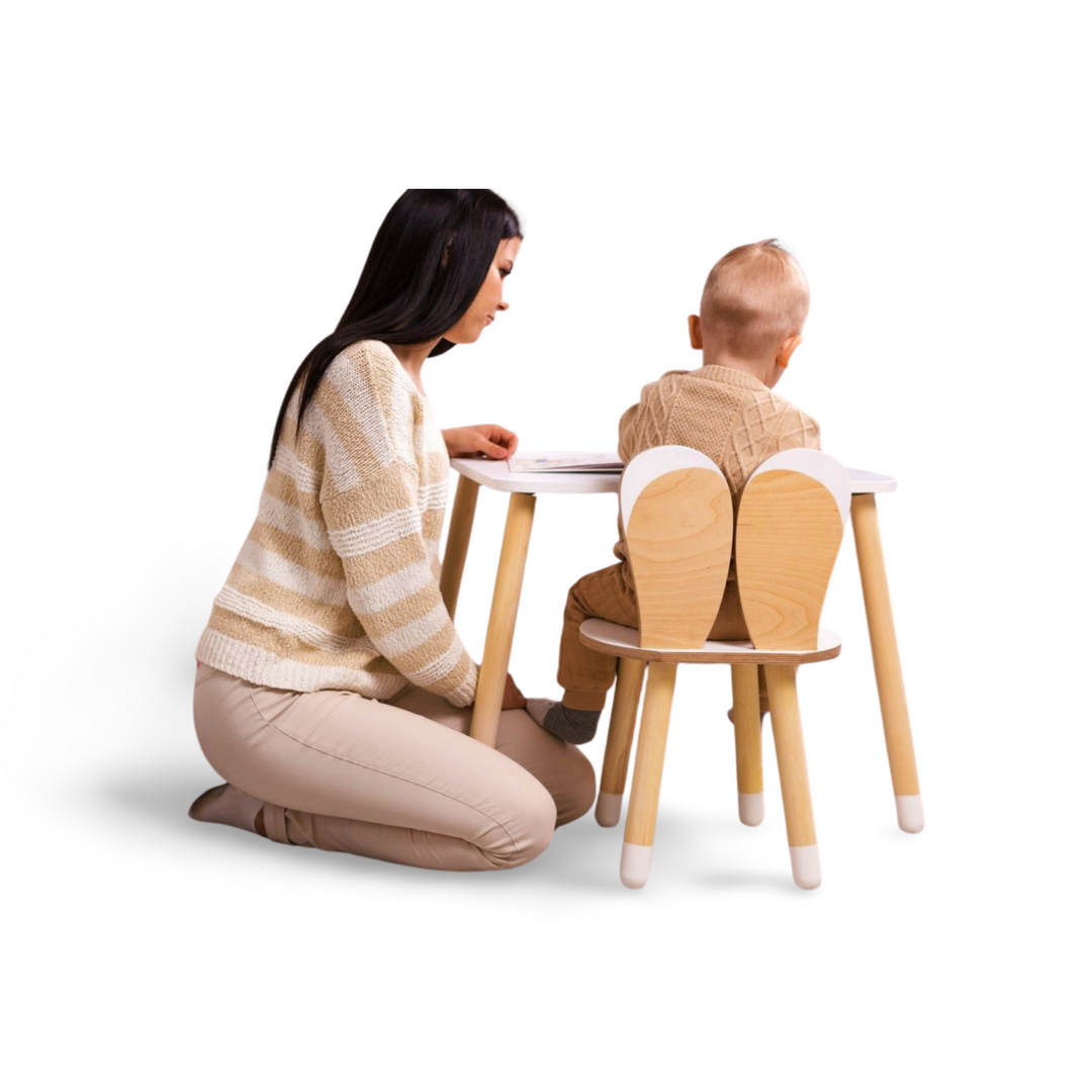 Bord og stol til barn med nuttet kaninøre-design, træ, hvid