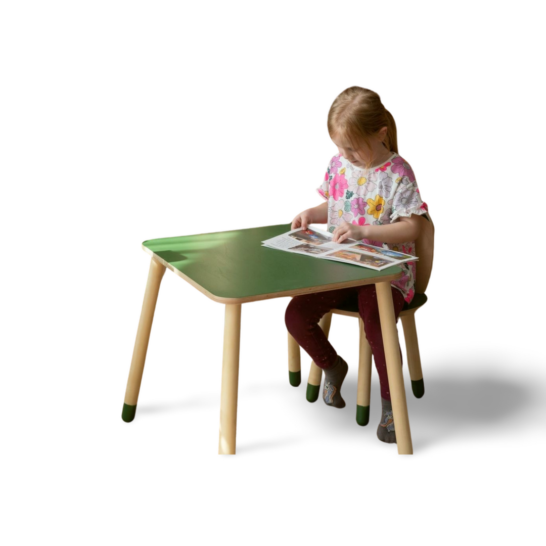 Bord og stol til barn med nuttet kaninøre-design, træ, khaki