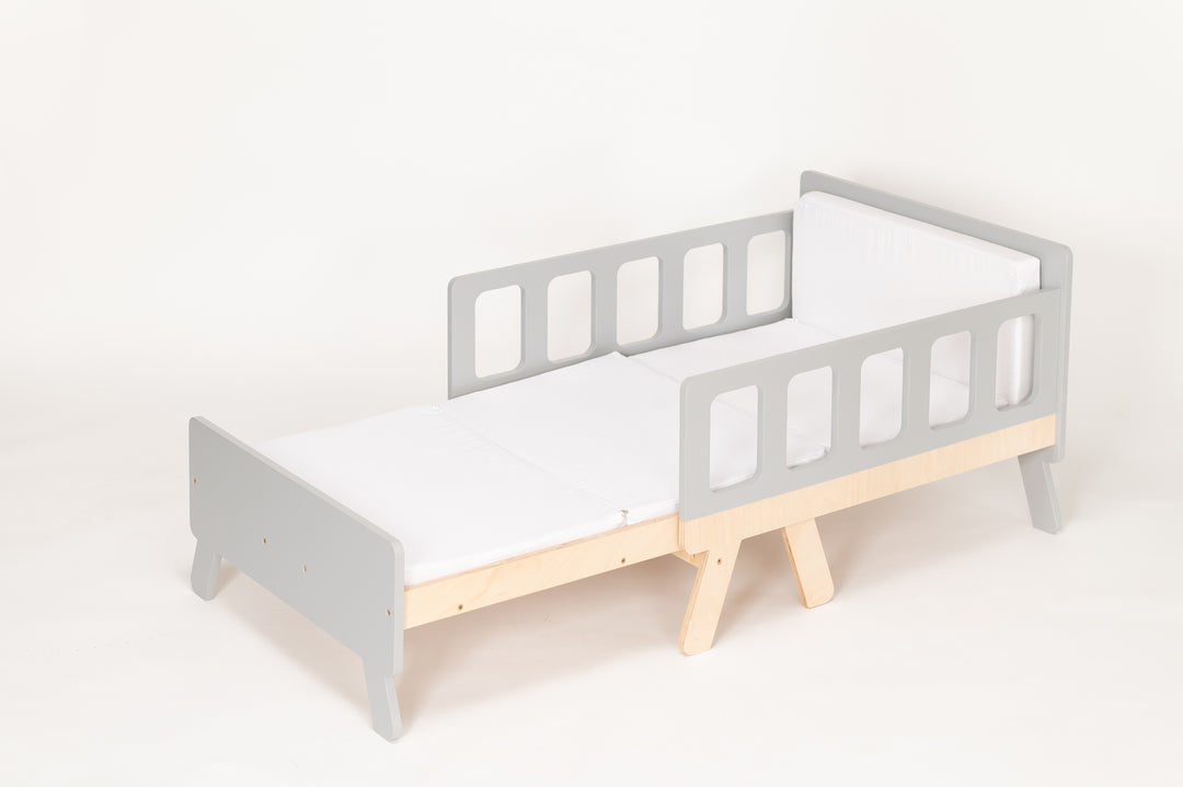 Smart børneseng der vokser med, grå