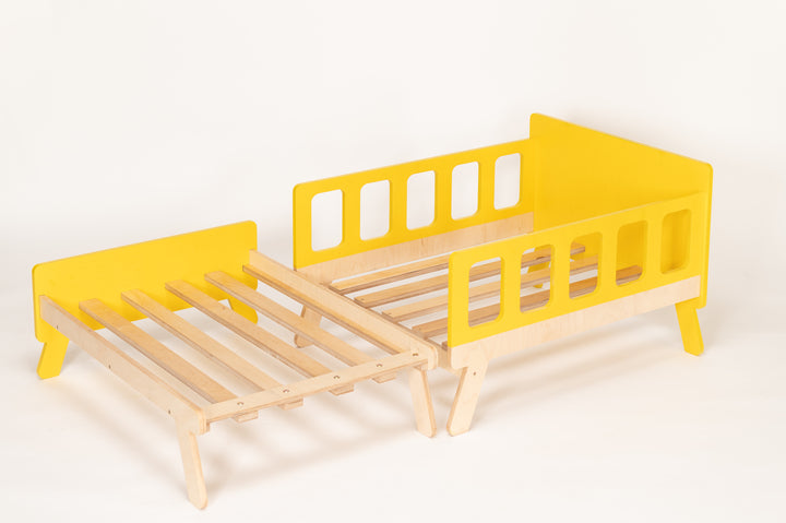 Smart børneseng der vokser med, gul