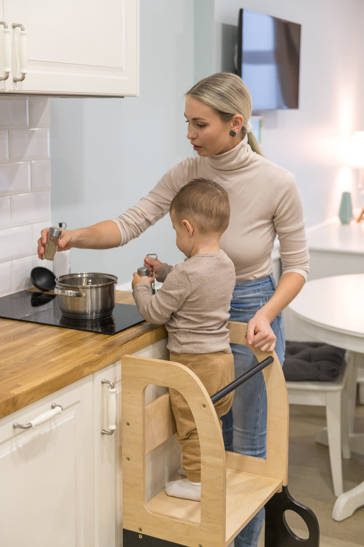 Køkkentrappe / montessori-læringstårn: bord, stol og trappe i ét til barn, sort og naturfarvet