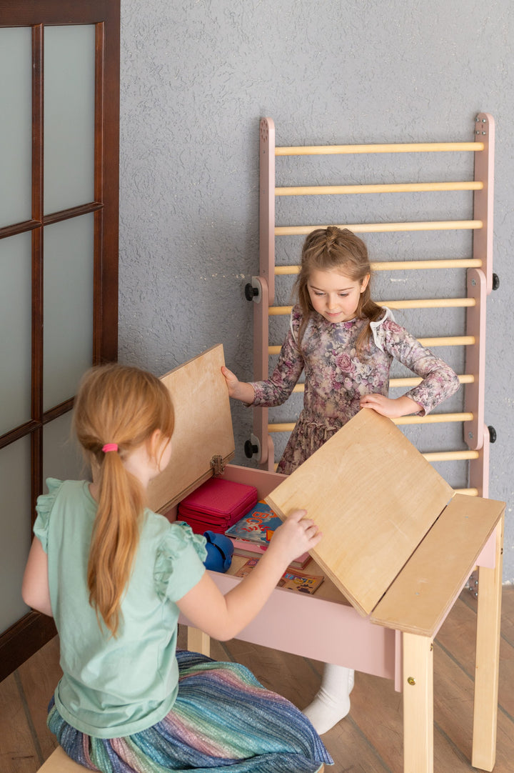 Sæt med smart opbevaringsbord og stol, pink og naturfarvet