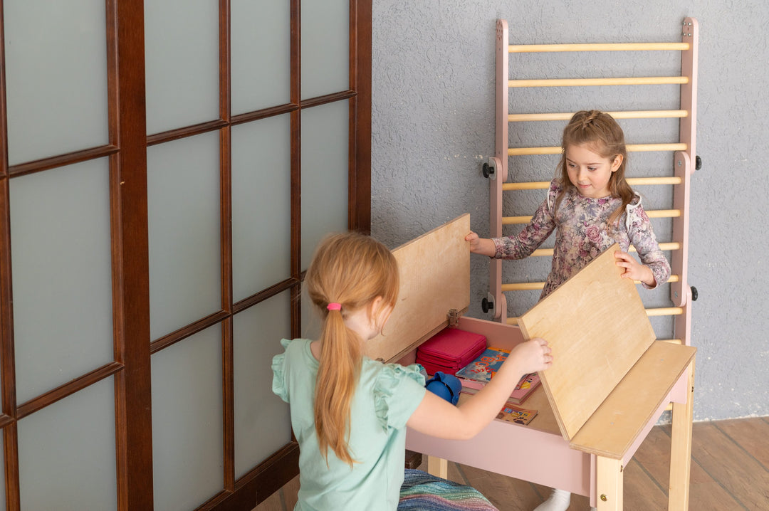 Sæt med smart opbevaringsbord og stol, pink og naturfarvet