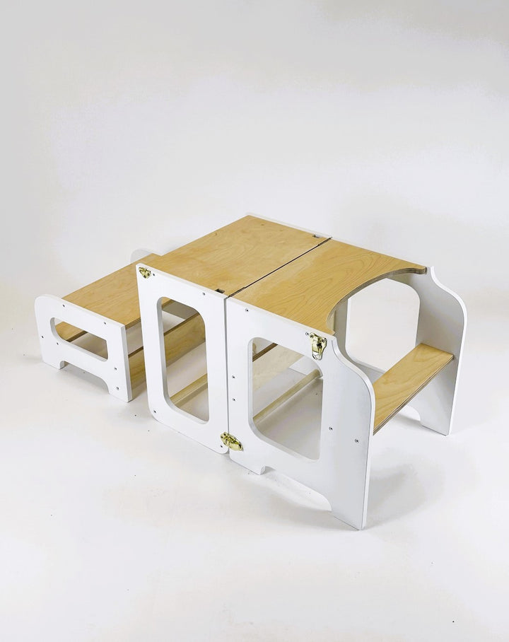 Læringstårn i træ, hvid og naturfarvet