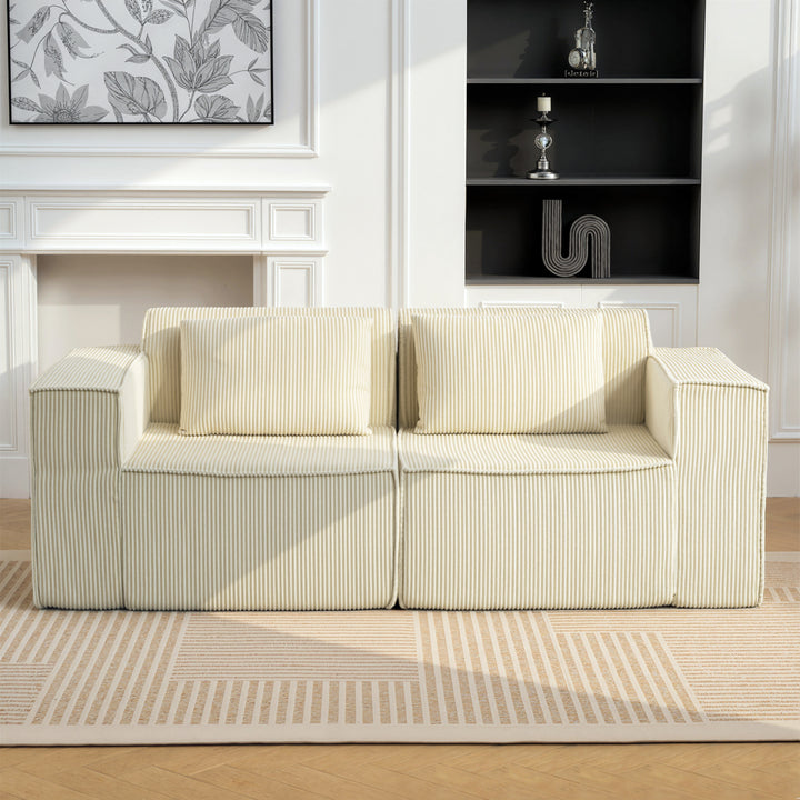 3-personers sofa, blød skumstruktur, brede armlæn, 2 hynder, betræk i fløjlsfløjl, beige