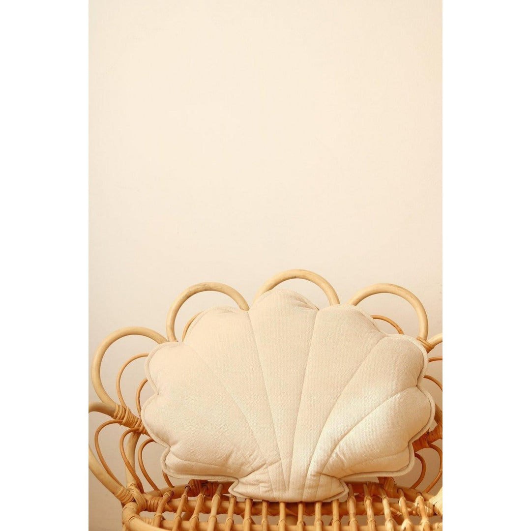 "Cream" Velvet Shell Pude