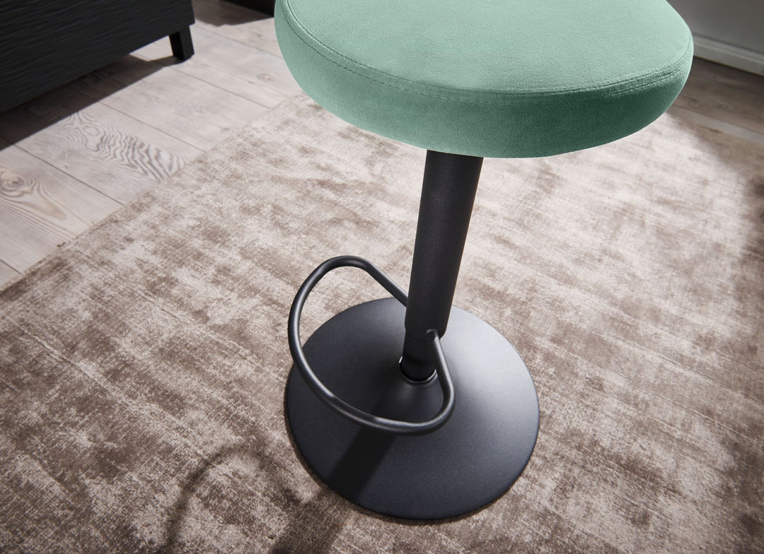 Grøn fløjlsbarstol, rygløs, 58-79 cm; køkkenstol, stof/metal, 100 kg; designerbarstol, barstol, drejelig bistrostol