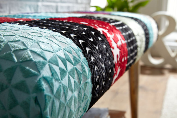 Fløjlsbænk / Massiv træbænk, farverig, 117x51x38 cm, patchwork sengebænk, designer polstret bænk til entreen, moderne polstret stofbænk til spisestuen, rygløs entrebænk