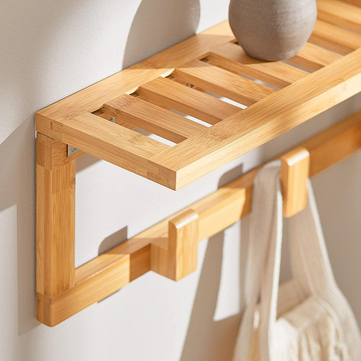 Entresæt med knagerække og skobænk i træ