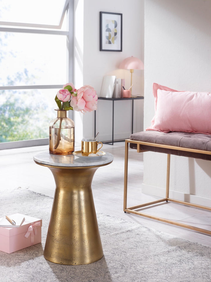 Sidebord, ægte hvid marmor, 35x35x45 cm; metalsidebord, guld; lille rundt sofabord; moderne stuebord; højt sofabord