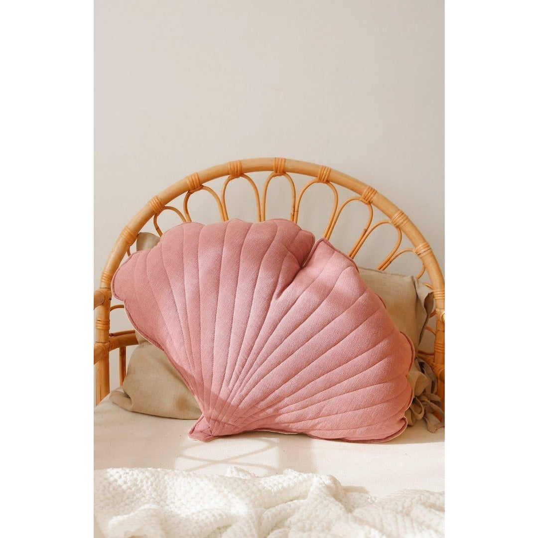 "Dirty Pink" linned Ginkgo Leaf Pude