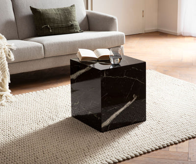Sofabord MONOBLOC i sort højglans med marmorlook - kvadratisk, 40x40x45 cm