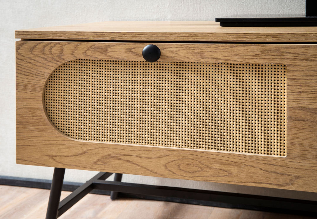 Smukt tv-bord / lav kommode, rattanflet, 100x45x40 cm, naturfarvet
