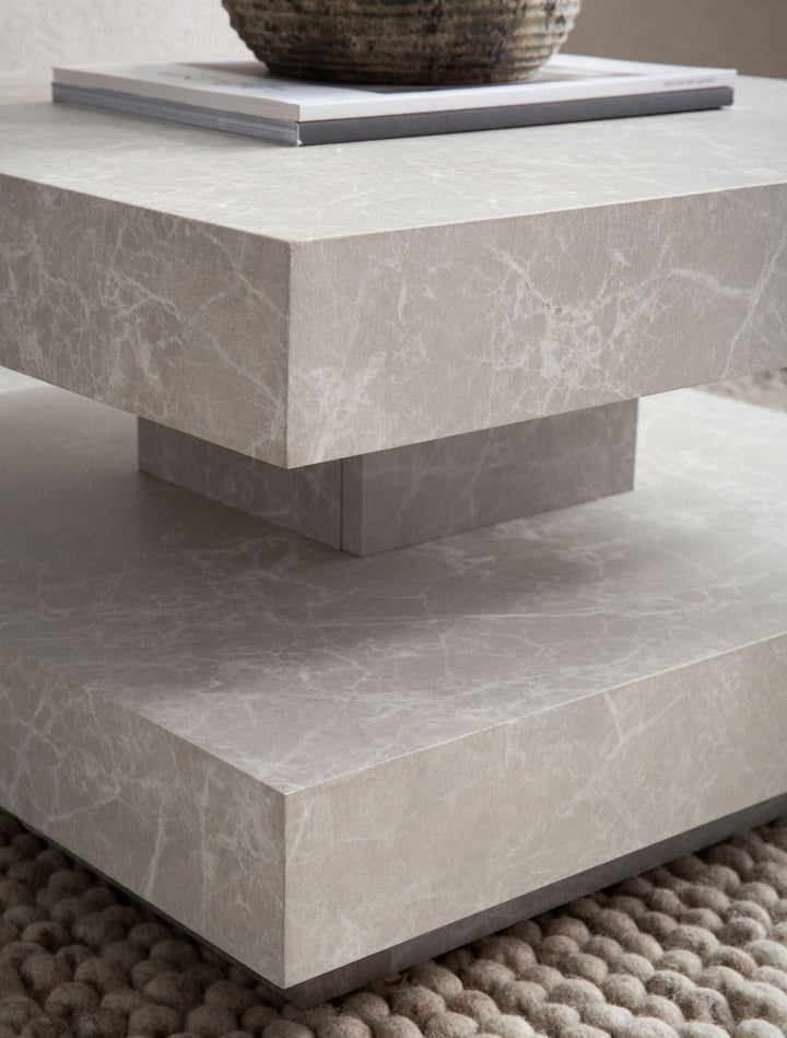 Sofabord 60x60x34 cm, sandfarvet sofabord i stenlook, moderne design stuebord med opbevaring, firkantet, beige loungebord, lille sofabord