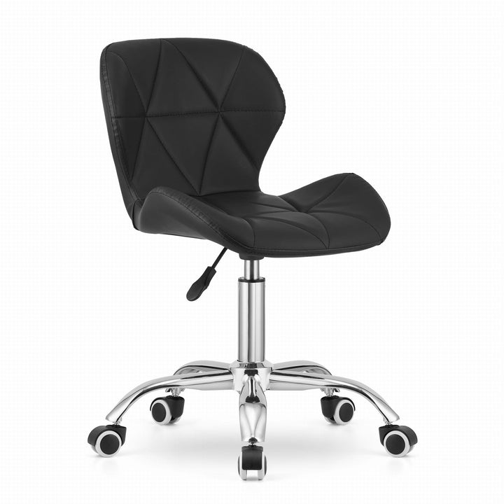 OSKAR AVOLA drejestol – klassisk komfort i sort design