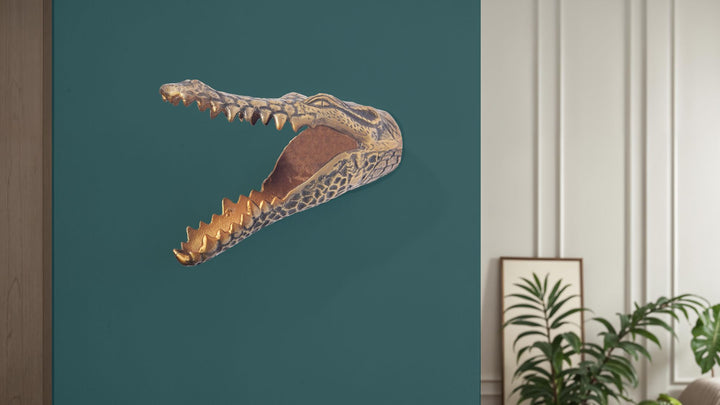 Guldkrokodille vægdekoration guldfarvet - Håndlavet krokodilleskulptur