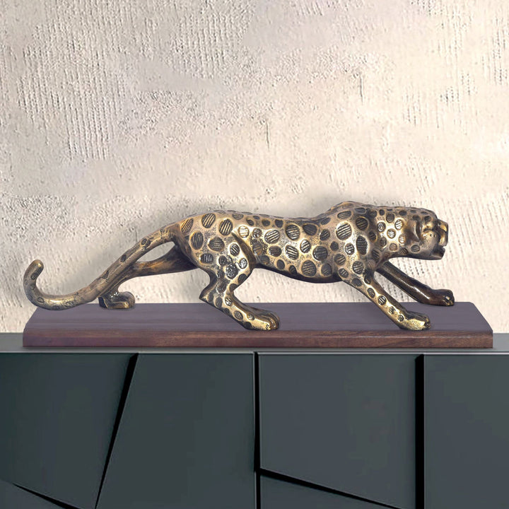 Dekorationsfigur Panter 63 cm i Guld Aluminium med Sokkel i Massivt Træ