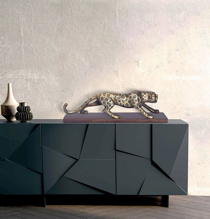 Dekorationsfigur Panter 63 cm i Guld Aluminium med Sokkel i Massivt Træ